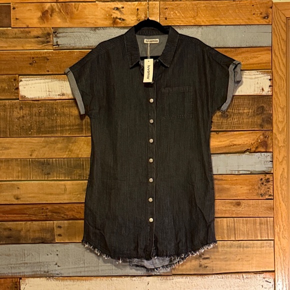 NWT luvamia Denim Dress - Picture 6 of 9